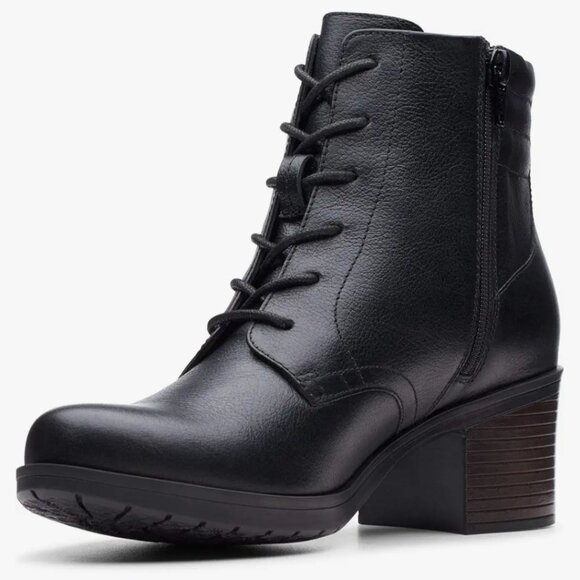 Clarks Shoes - CLARKS Women's Hollis Jasmine Fashion Boot Black Leather